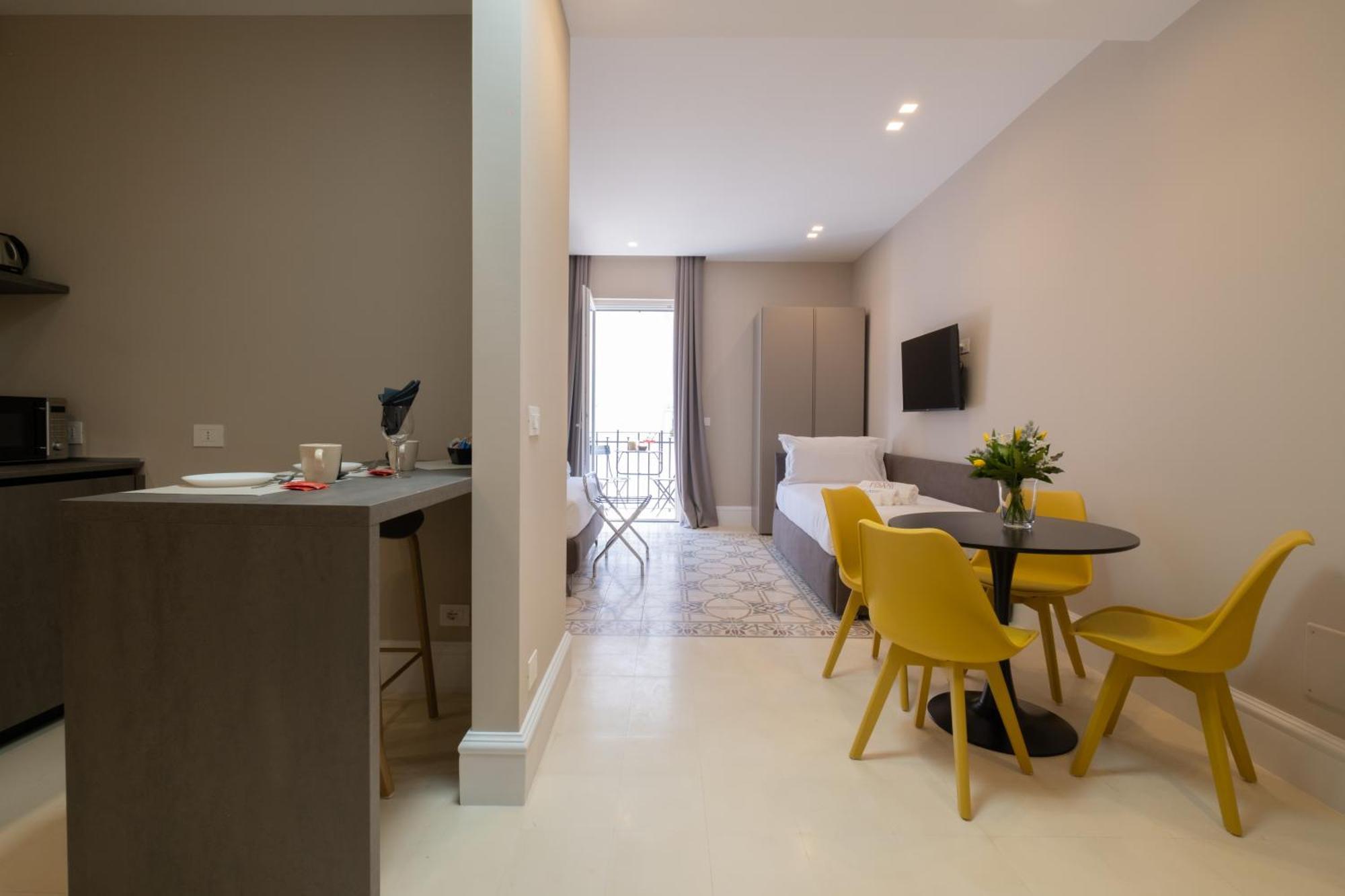 Appartamento Palazzo Pisani - *