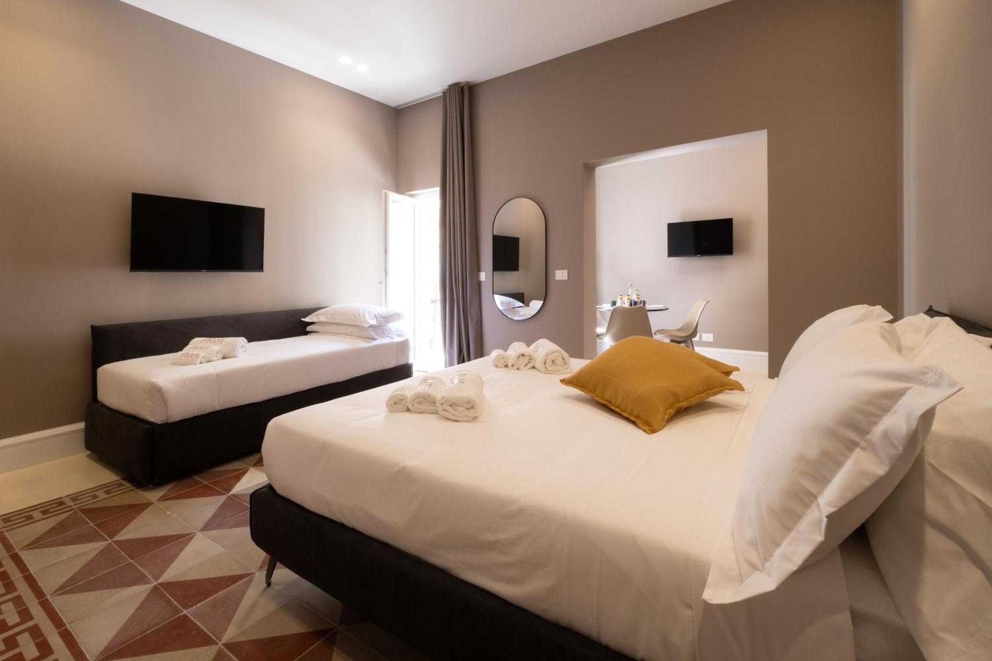 Appartamento Palazzo Pisani - *
